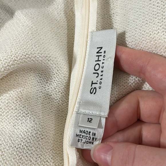 St. John Collection colorblock Santana knit cream navy midi dress size 12 - Picture 9 of 11